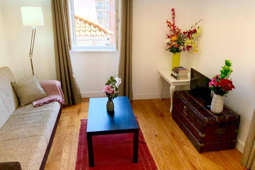 32 2 - Heart Of Lisbon Private Apartment, Bairro Alto Εξωτερικό φωτογραφία