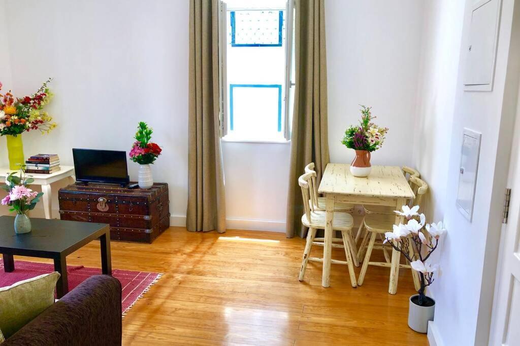 32 2 - Heart Of Lisbon Private Apartment, Bairro Alto Εξωτερικό φωτογραφία