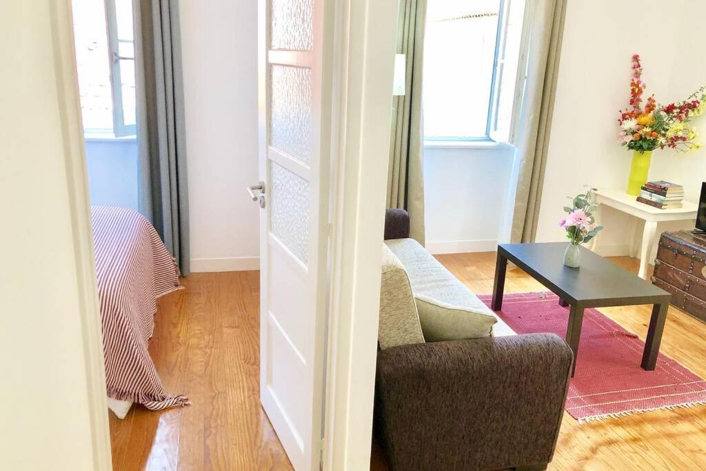 32 2 - Heart Of Lisbon Private Apartment, Bairro Alto Εξωτερικό φωτογραφία