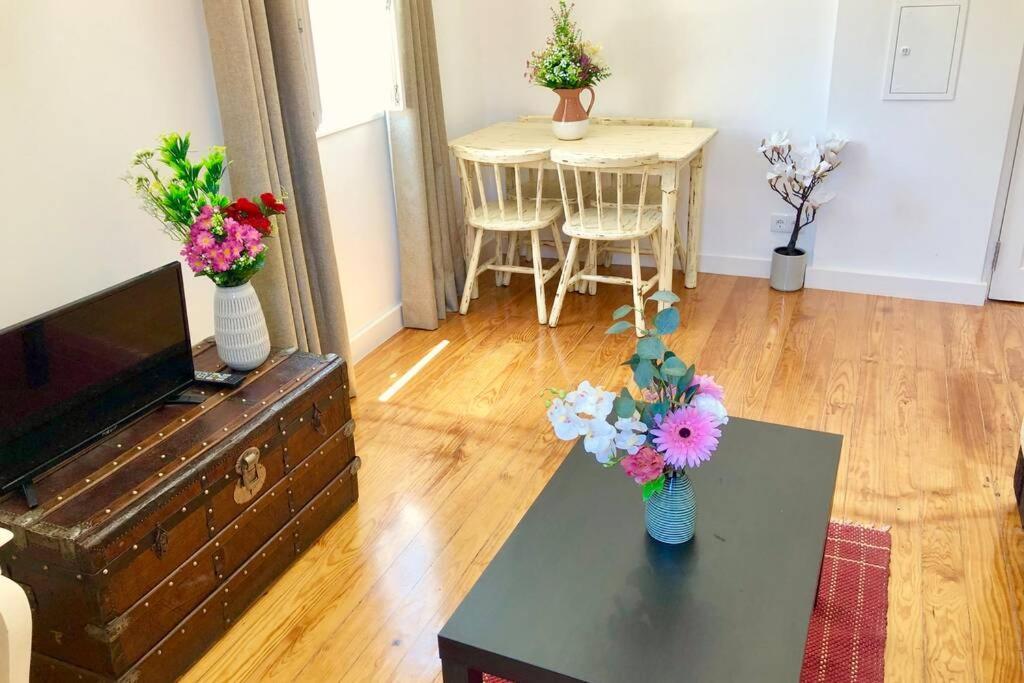 32 2 - Heart Of Lisbon Private Apartment, Bairro Alto Εξωτερικό φωτογραφία