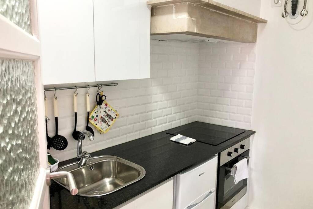 32 2 - Heart Of Lisbon Private Apartment, Bairro Alto Εξωτερικό φωτογραφία