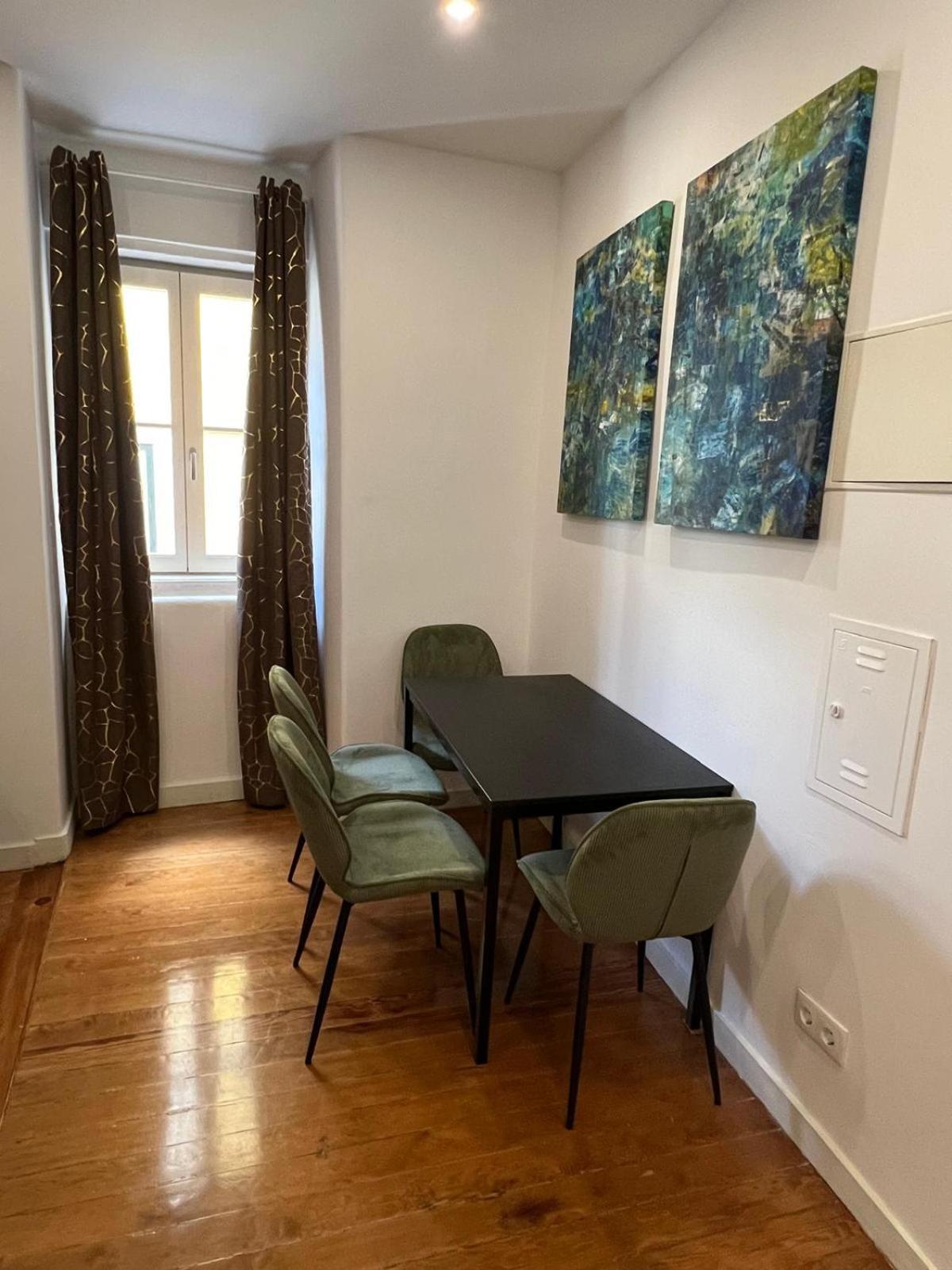 32 2 - Heart Of Lisbon Private Apartment, Bairro Alto Εξωτερικό φωτογραφία